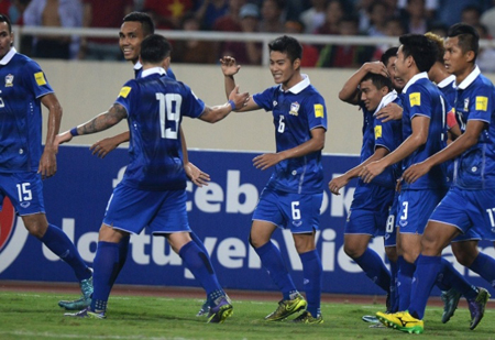 Thái Lan muốn trở thành đội bóng thứ 2 tại Đông Nam Á, sau Đông Ấn (tức tên gọi cũ của Indonesia) lọt vào VCK World Cup.
